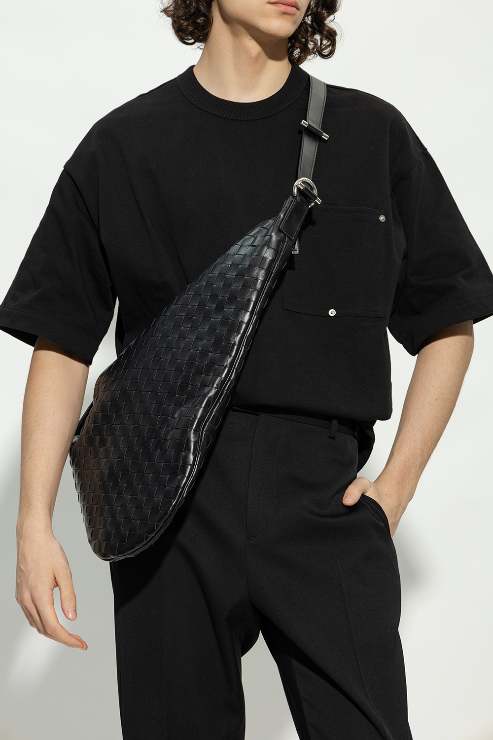 【BOTTEGA VENETA】AVENUE SHOULDER BAG SchaferandweinerShops Canada - Black 'Avenue' shoulder bag